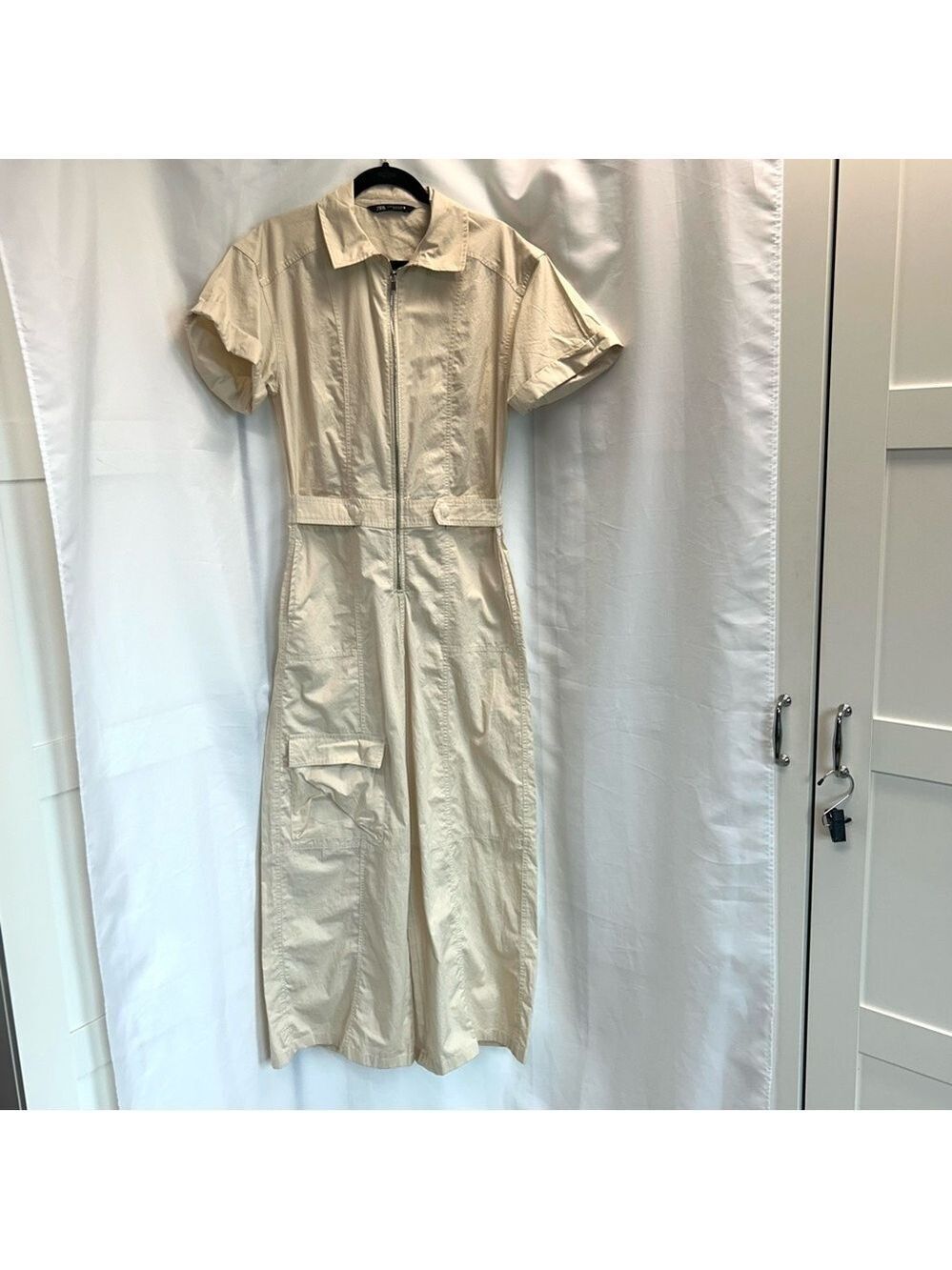 Zara cream short sleeve cargo wide leg jumpsuit Sz S pockets front zip NWOT